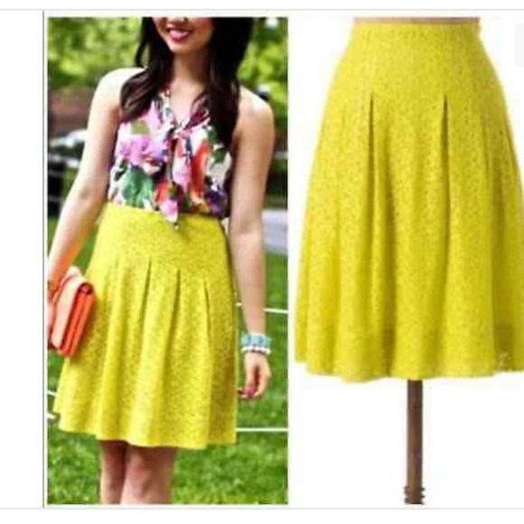 Anthropologie HD In Paris Chartreuse Lace Skirt Sz 4 - Picture 1 of 8